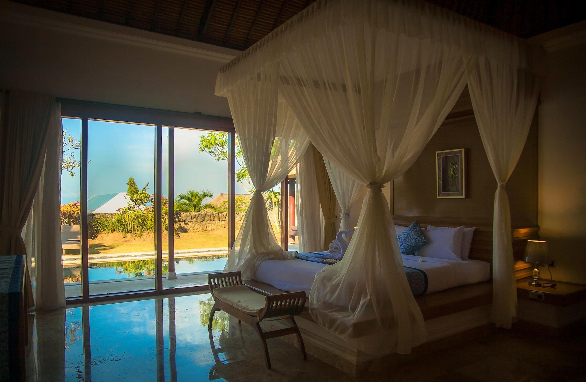 Royal Pool Villa Bali นูซาดูอา ภายนอก รูปภาพ