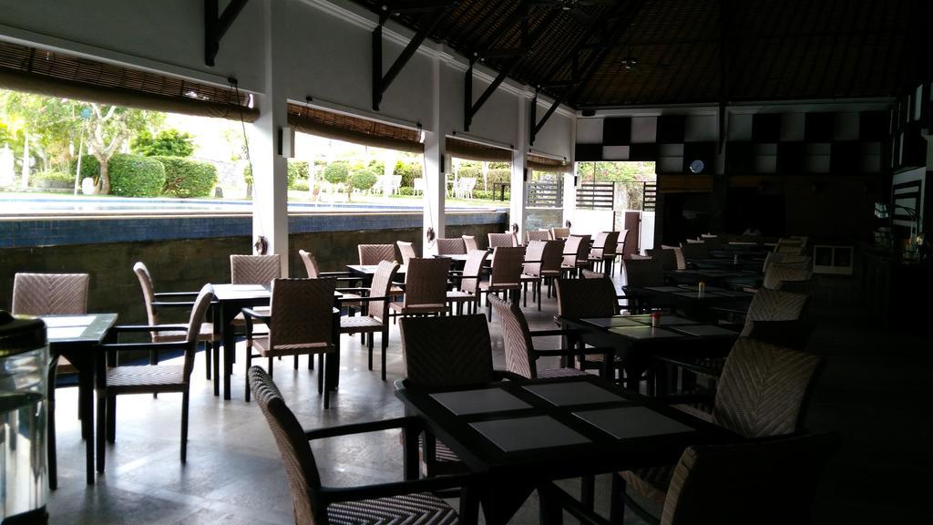 Royal Pool Villa Bali นูซาดูอา ภายนอก รูปภาพ
