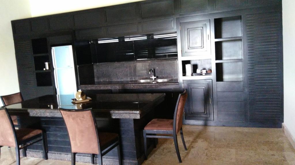 Royal Pool Villa Bali นูซาดูอา ห้อง รูปภาพ