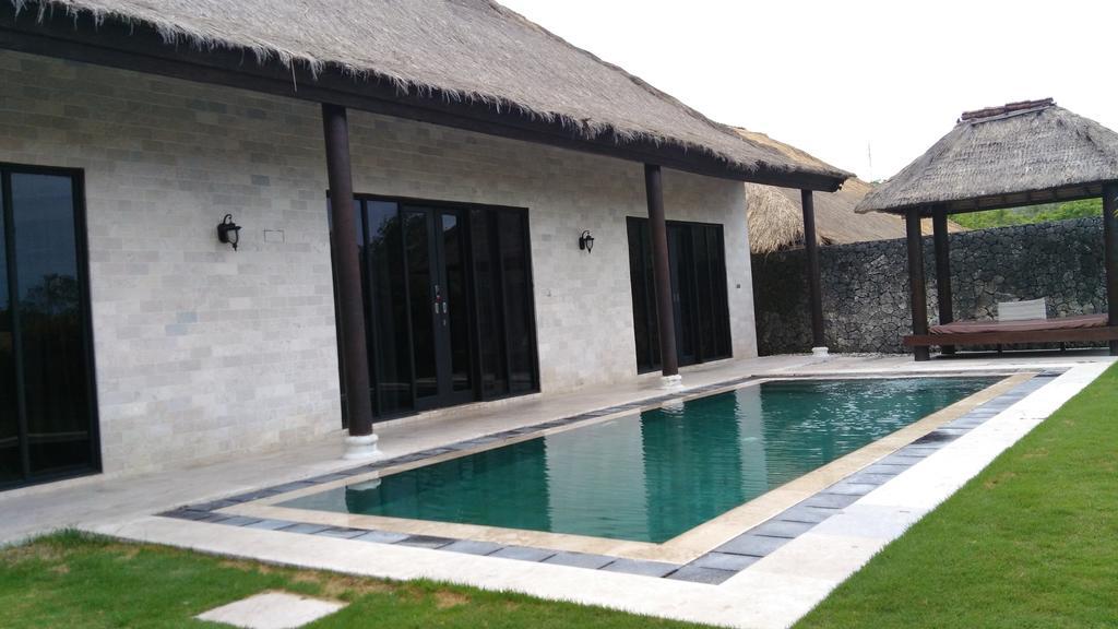 Royal Pool Villa Bali นูซาดูอา ห้อง รูปภาพ
