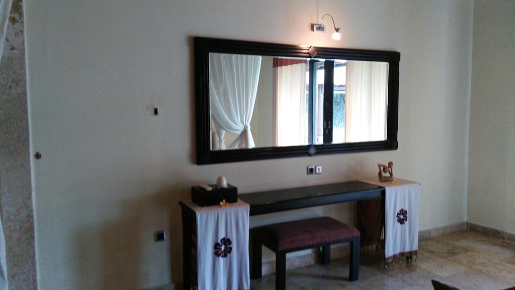 Royal Pool Villa Bali นูซาดูอา ภายนอก รูปภาพ